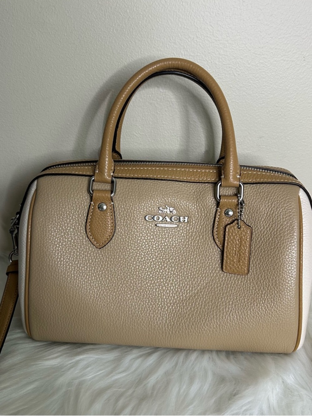 Coach Rowan Satchel Taupe Chalk White Pebbled Leather Bag Excellent - Picture 3 of 13